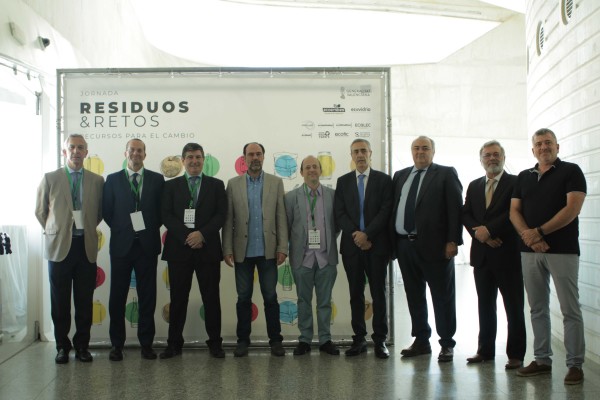 Medio Ambiente destaca la generación de empleo a partir del nuevo modelo de gestión de residuos y la economía circular