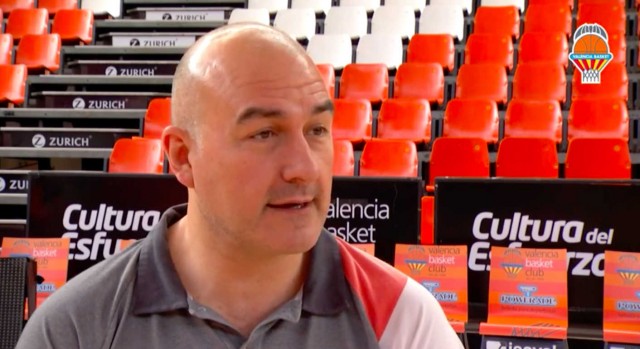 Valencia Basket hace oficial la renovación de Ponsarnau