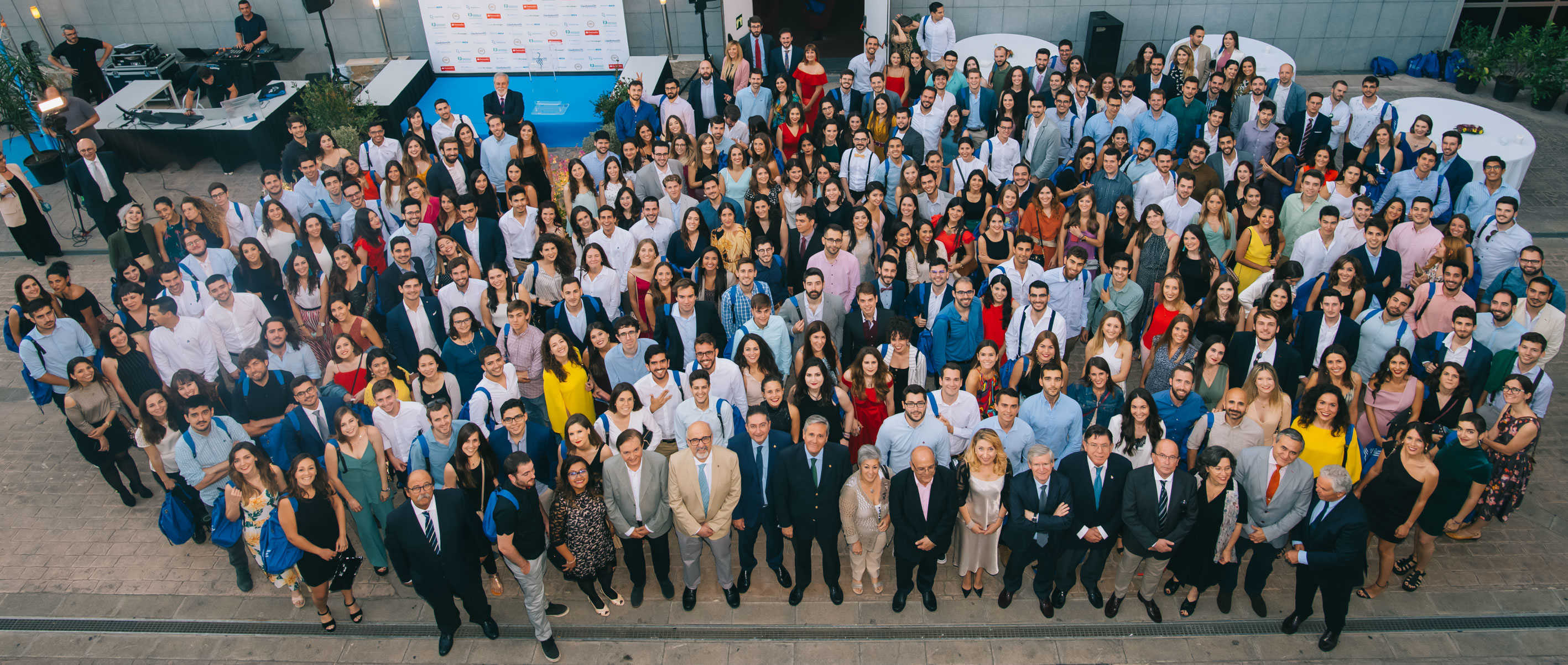  El Colegio de Médicos recibe a 351 nuevos colegiados, 197 de ellos mujeres