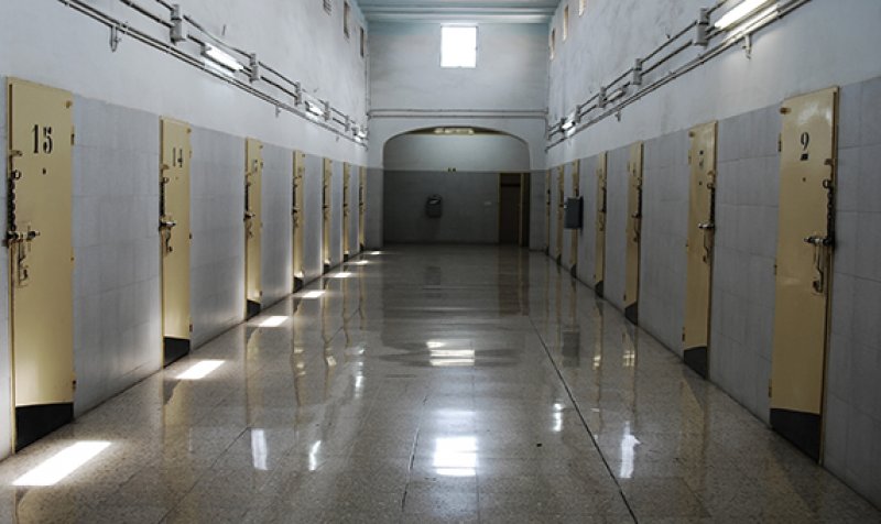 El sindicato Csif denuncia una nueva agresión a tres funcionarios en la prisión de Albocàsser 