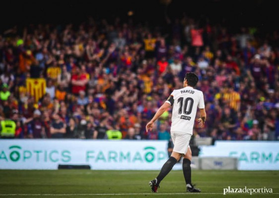 El Valencia aprueba y Dani Parejo, mejor centrocampista

