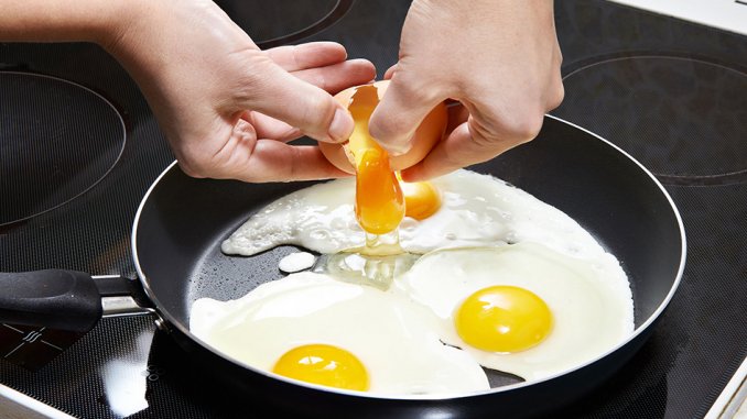 Una investigación vuelve a recomendar moderar el consumo de huevos para controlar el colesterol