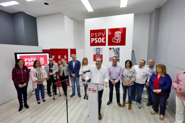 La dirección provincial socialista toca a rebato y sus afines se movilizan ante la crisis interna