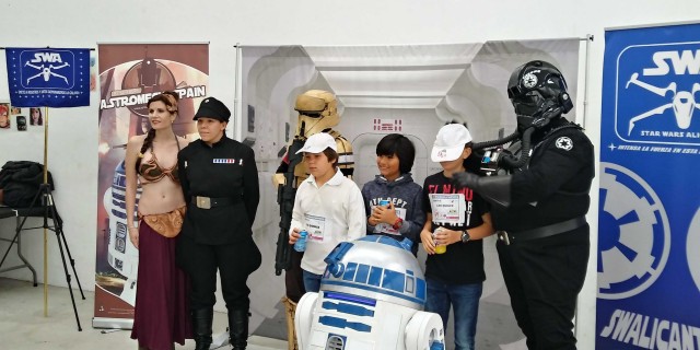 Los fans de 'Star Wars' se reúnen ante el inminente fin de la saga