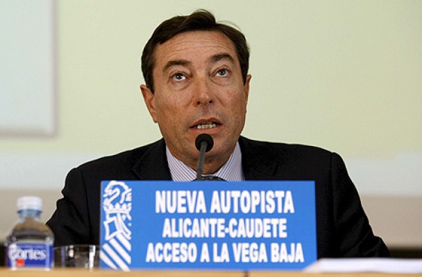 La Generalitat pide siete años de cárcel para Mario Flores y tres para Martínez Berna por la F1