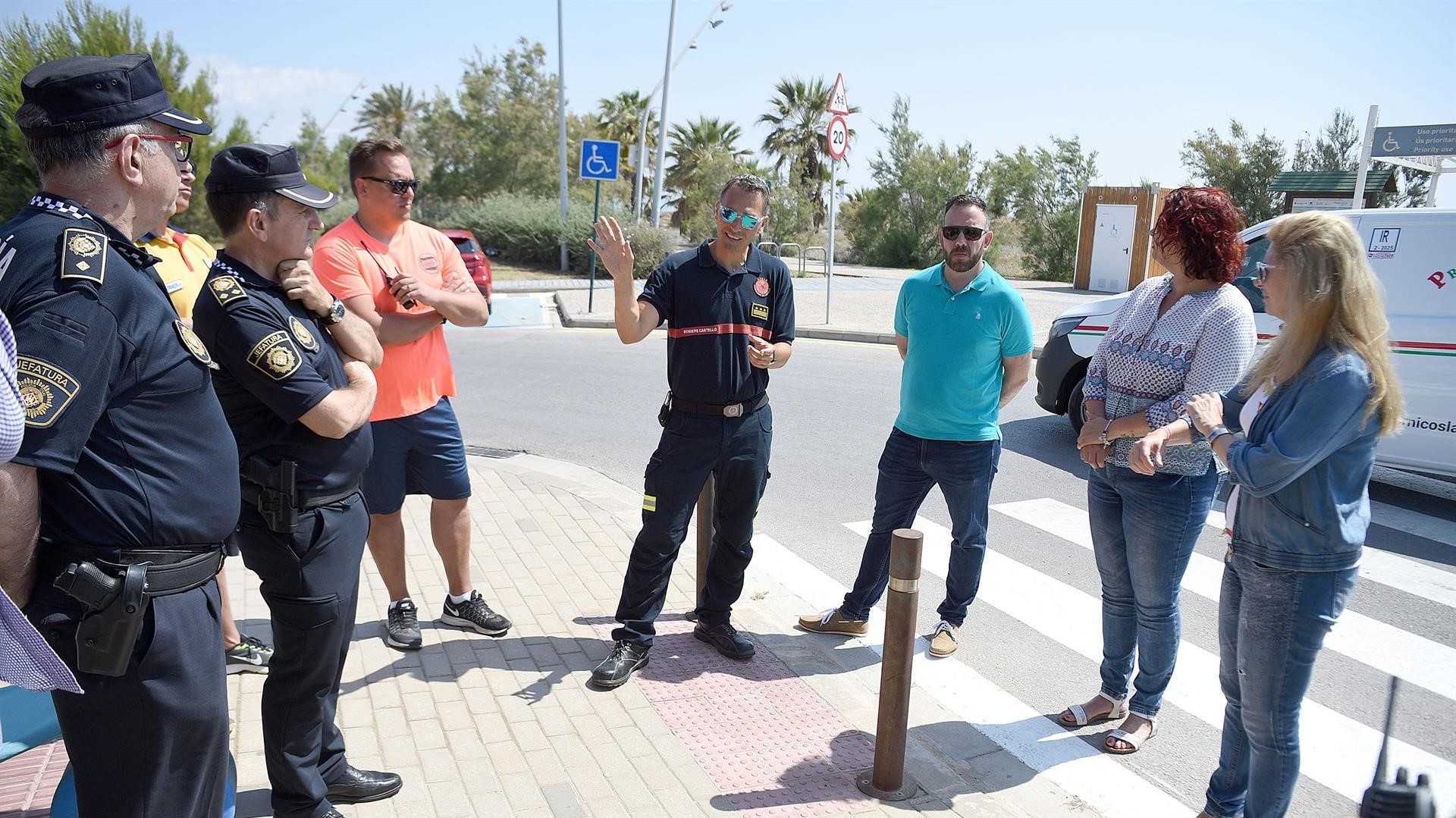El Ayuntamiento despliega el dispositivo especial de verano para reforzar la seguridad en el litoral