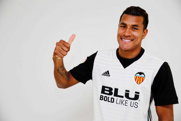 Murillo se convierte en el tercer colombiano en fichar por el Valencia