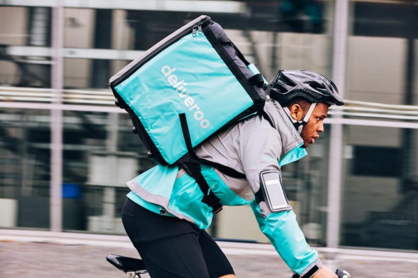 Deliveroo aterriza en Castelló con su servicio de comida a domicilio