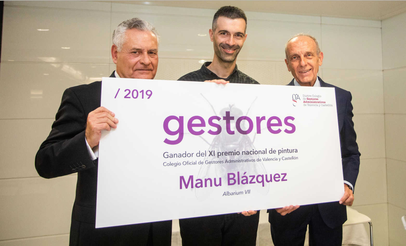 Manu Blázquez, ganador del XI premio nacional de pintura del Colegio de Gestores Administrativos 