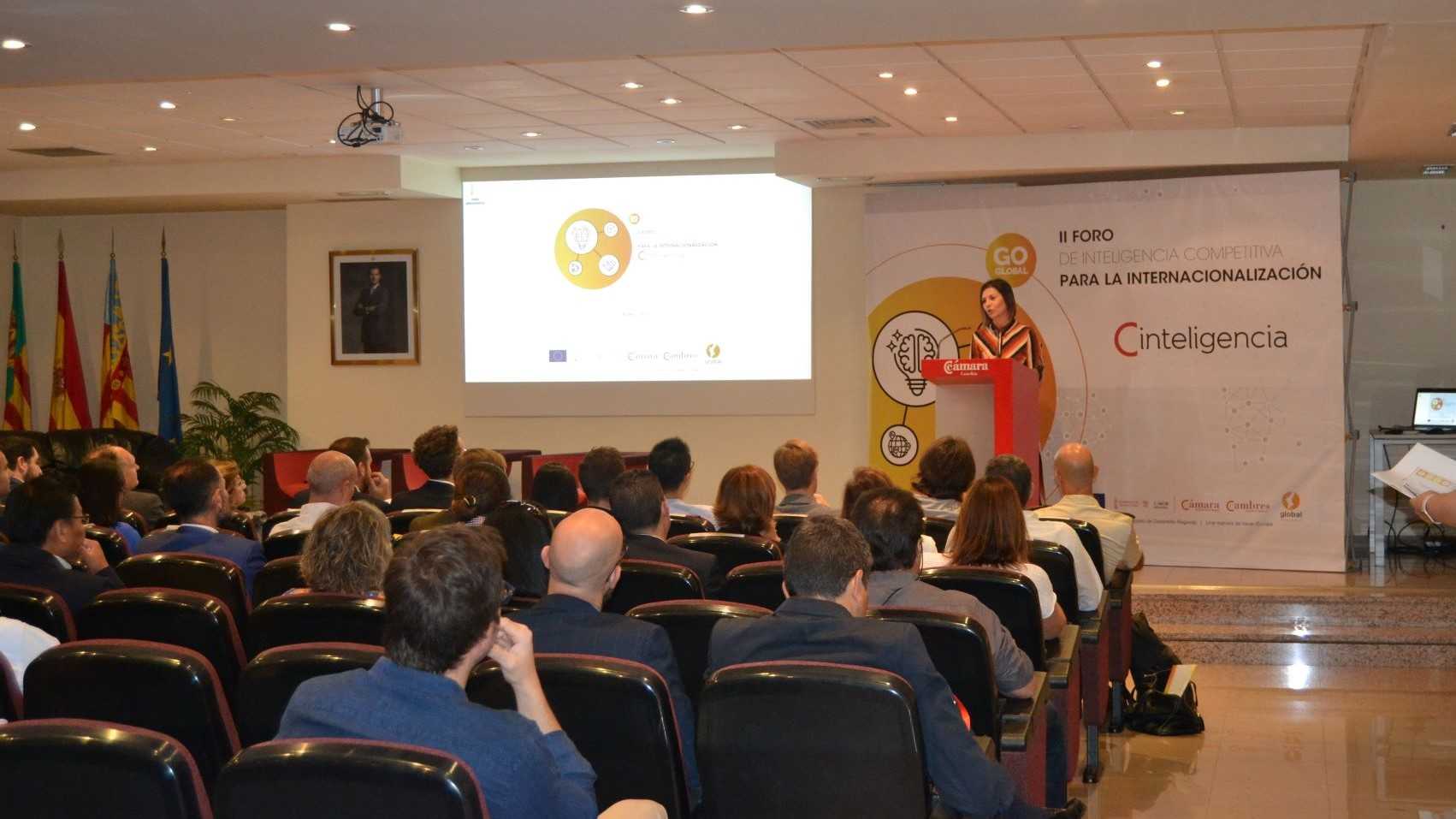 Empresarios y profesionales del sector participan en el Foro de Inteligencia Competitiva 
