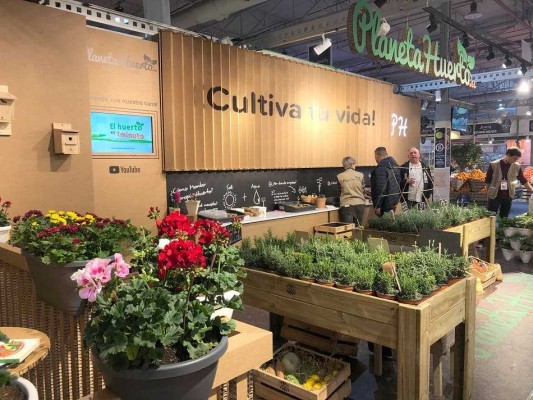 Planeta Huerto sigue los pasos de Hawkers y salta al mundo real de la mano de Carrefour