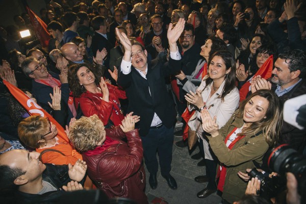 Puig pierde el control sobre su sucesión en el PSPV durante el primer minuto de la legislatura