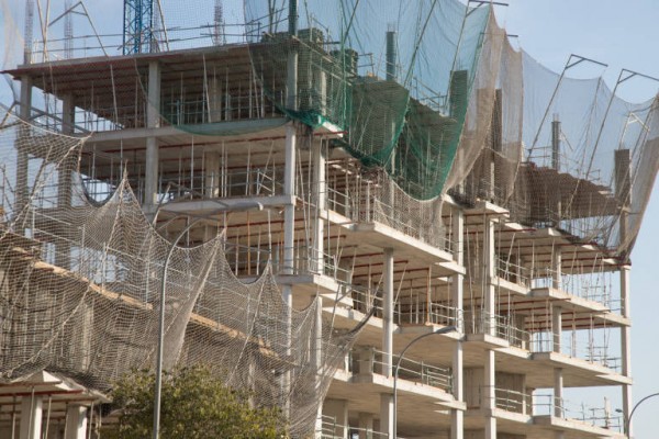 El Ministerio sitúa a Castellón en el top de obra nueva sin vender: acumula 21.838 viviendas, casi el 5% del parque residencial