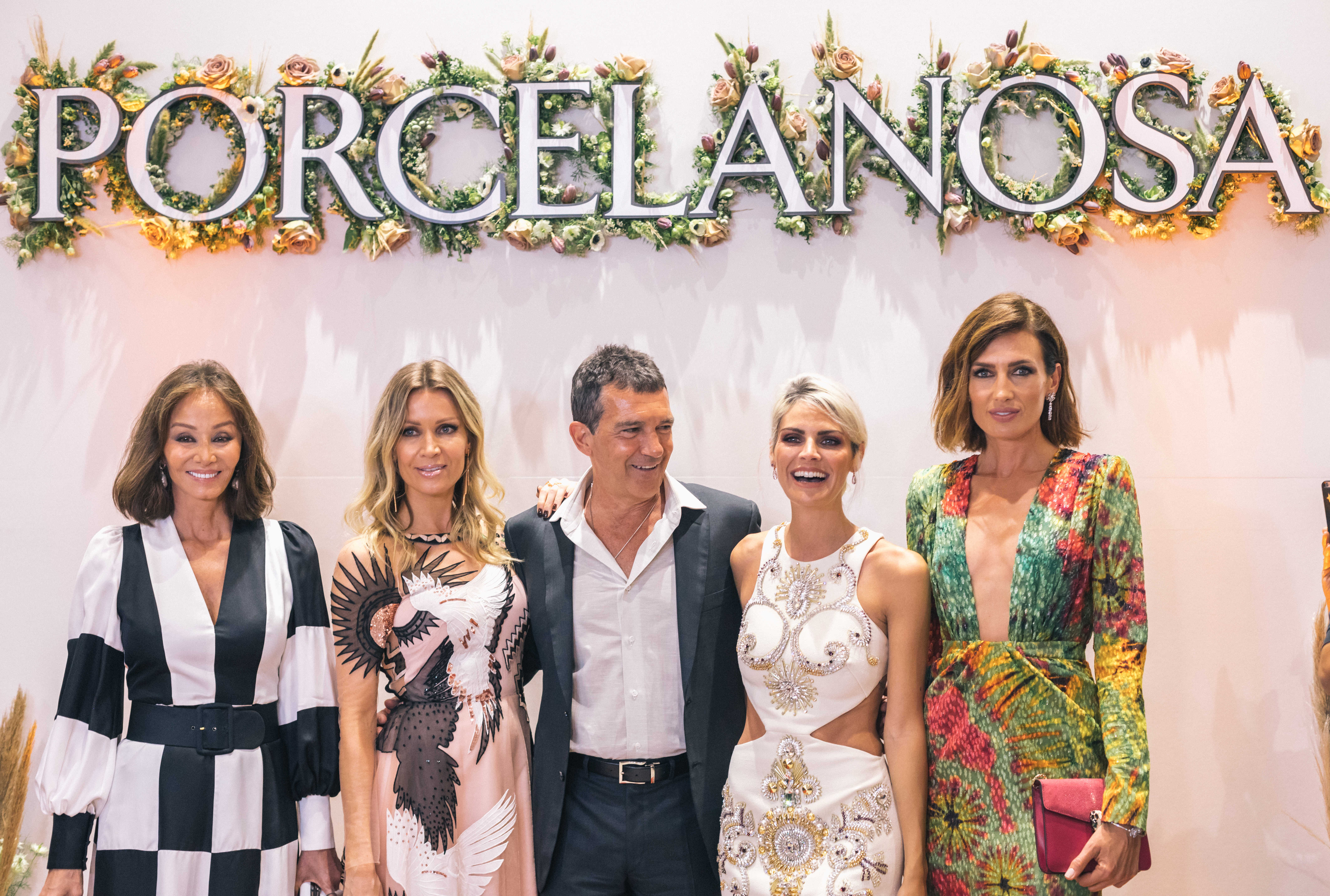 Isabel Preysler, Antonio Banderas y Amaia Salamanca brillan en la noche de Porcelanosa en Miami