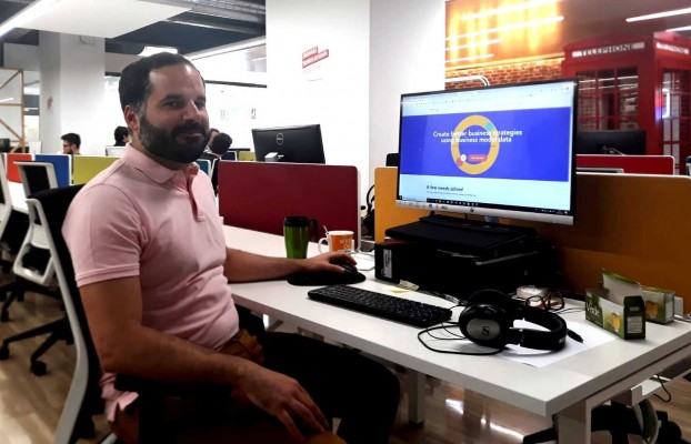Vizologi, la inteligencia artificial que compara tu modelo de negocio con otras 1.500 empresas