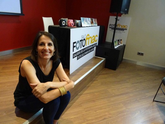 La blogger Pilar Ruiz presenta una muestra fotográfica sobre los niños de la India