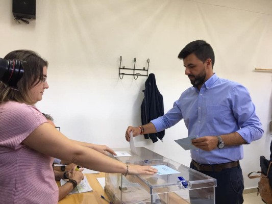 Ciudadanos hace cuentas y se coloca en el foco para la formación de gobierno local en Orihuela