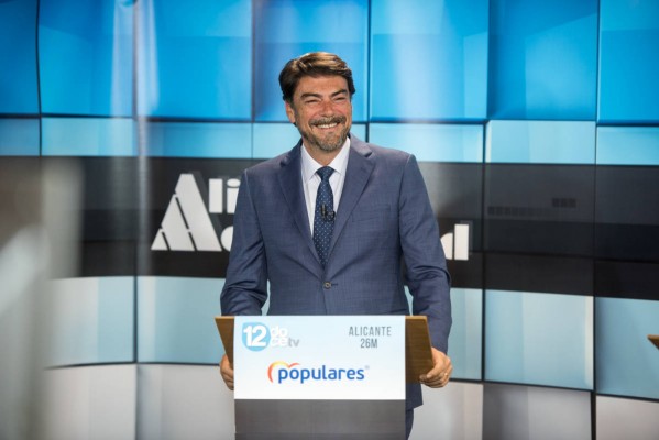 Barcala (PP) tendrá autonomía para negociar un posible gobierno con Cs en Alicante