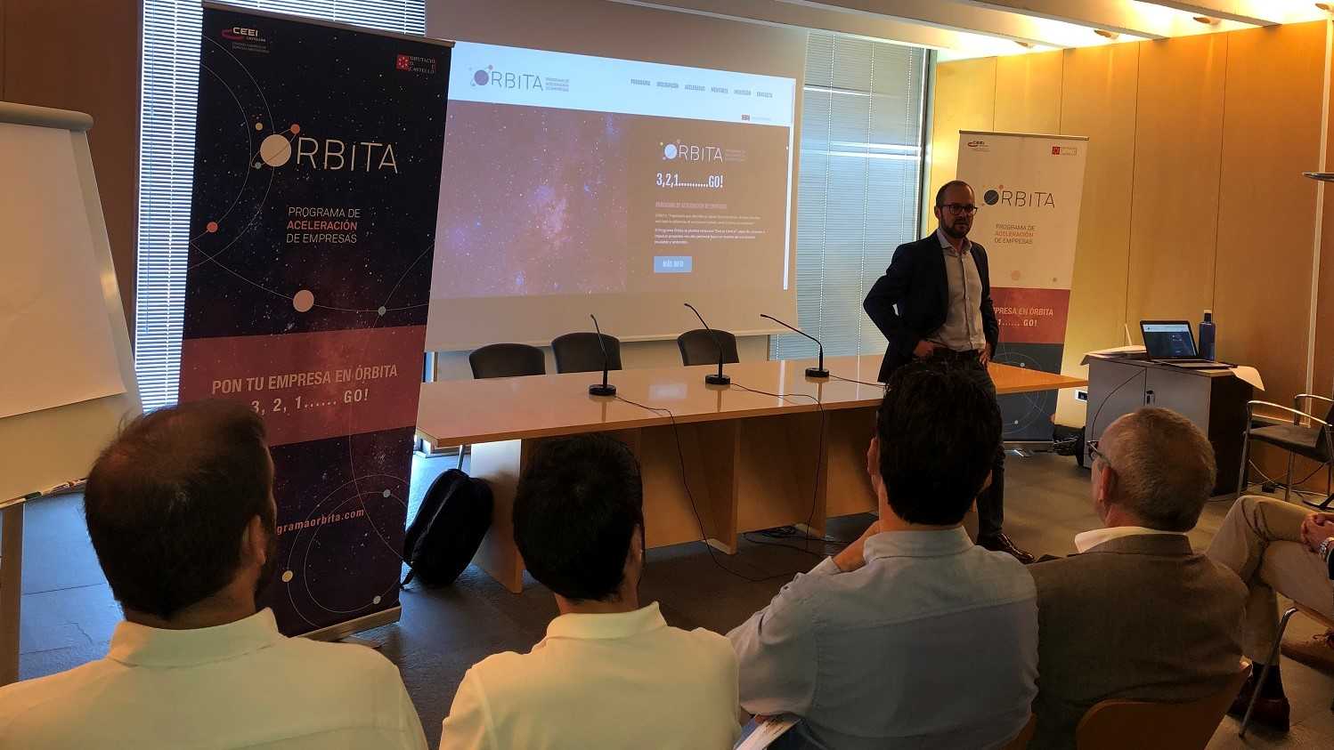 Las diez startups finalistas del Programa Órbita explican sus proyectos ante el Club de Inversión