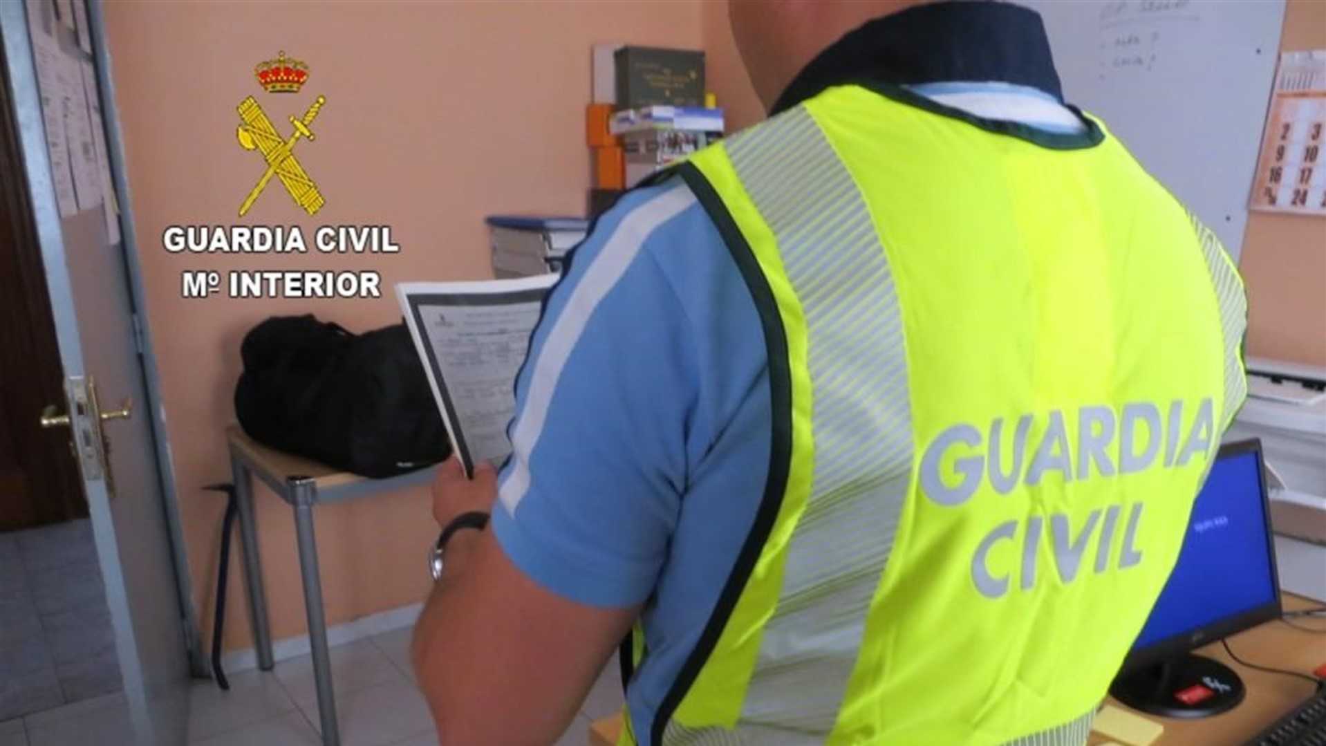 Detenidos 2 hombres e investigados otros 4 por el robo de más de 60.000 kg de naranjas en Nules