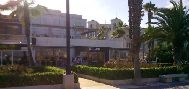 El futuro del Marina Beach Hotel se enquista 