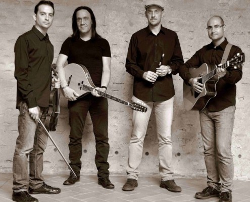 El grup de folk cèltic Lochlainn actua a la Sala SGAE 