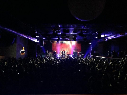Mártires del Compás, Astola y Ratón, Chiki Lora y Funkiwis en el Festival Sonrojarte