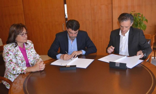 Alicante y Aguas gestionarán juntos el medio millón de ayudas del Fondo Social del recibo