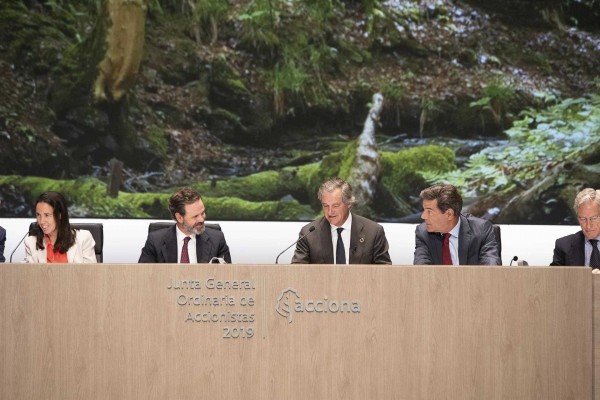 Entrecanales (Acciona) pide que no se repitan los 