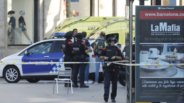 Pau Pérez, apuñalado por el terrorista de La Rambla tras robarle el coche, víctima número 15
