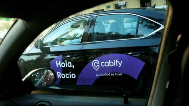 Cabify seguirá operando en València y

Alicante tras adaptar su negocio a la nueva

regulación