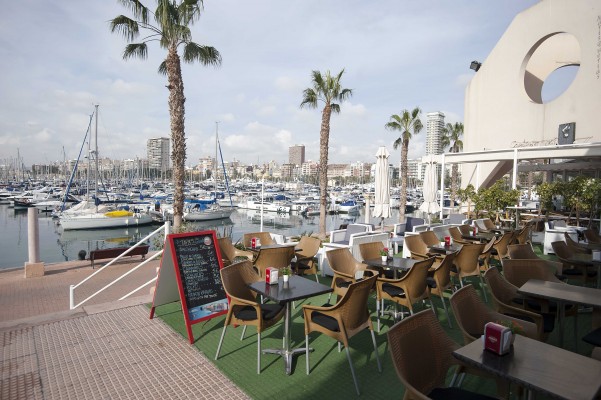 El 'holding' de los Palacio pide explotar la marina otros 15 años tras renovarla con 12 millones