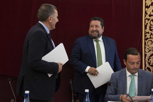 Moliner deja la Diputación con la satisfacción de haber logrado 