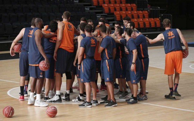 El campeón de Liga inicia la pretemporada con ocho jugadores

