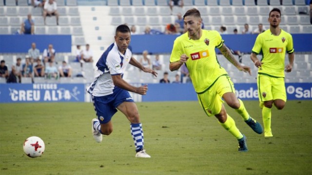 El Elche vuelve a dejar su portería a cero trece partidos después