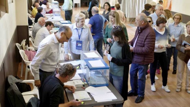 Una votante alega que le han suplantado su identidad al ir a votar en Castelló