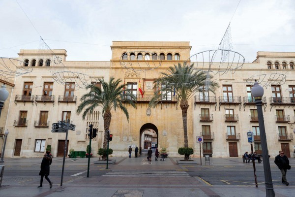 Los nuevos ayuntamientos se constituirán el 15 de junio y ese día se elegirá a 8.131 alcaldes
