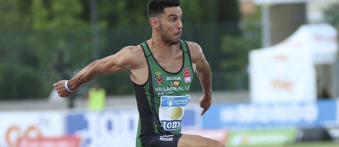 Playas de Castellón, con Pablo Torrijos de abanderado, dominó la primera jornada