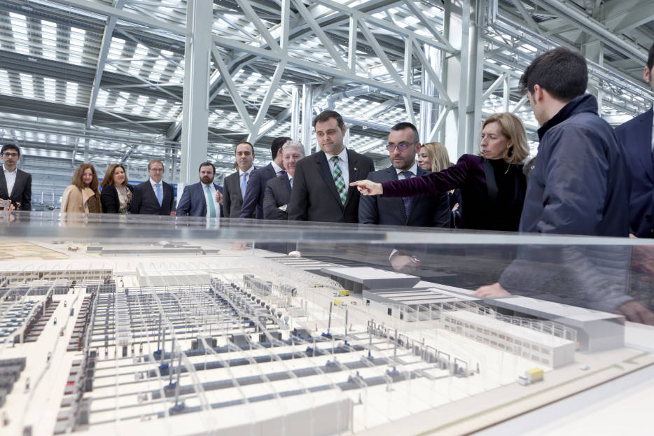 Una red de carriles-bici y rutas peatonales unirán Porcelanosa con el casco urbano de Vila-real