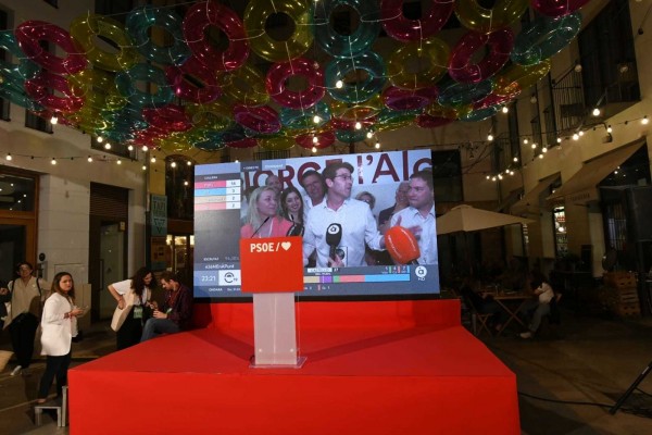 Jorge Rodríguez arrasa en Ontinyent y deja al PSOE fuera del Ayuntamiento