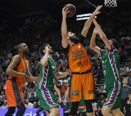 Valencia-Unicaja, el viernes a las 19.15 horas en el arranque de los cuartos

