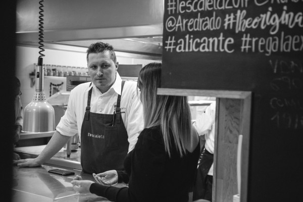 Estrellas Michelín y neuromarketing: Kiko Moya adapta el menú a la 'emoción' de sus clientes