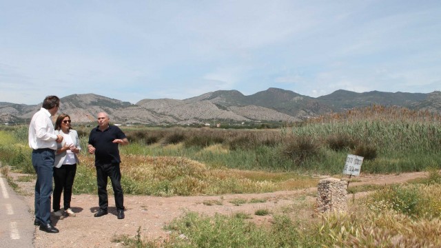 Marqués asegura que reclamará al Consell una solución a las inundaciones del Cuadro Santiago