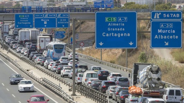 La A-7 tendrá esta semana cortados varios carriles en Picassent y Benifaió por las obras tras la Dana