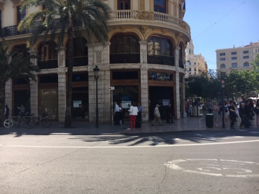 CaixaBank abrirá en València este mes de julio su primera oficina 'All in One' de toda España