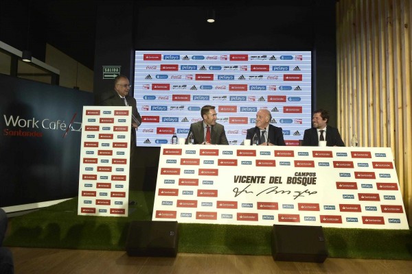 Del Bosque: 