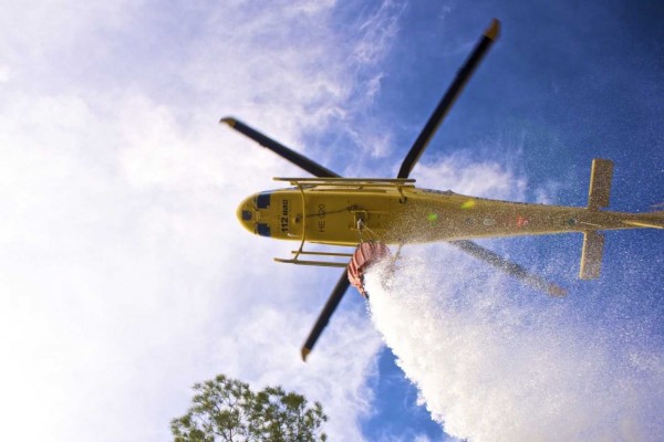 El personal de emergencias aéreas de la Comunitat se suma a la primera huelga nacional de su historia