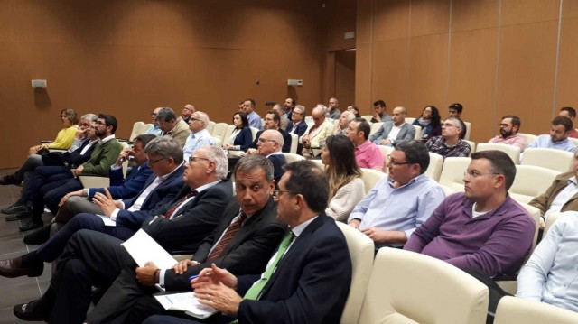 El Clúster de Energía presenta nuevas propuestas de eficiencia energética y disminución de costes 
