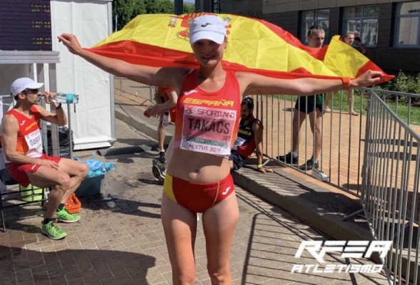Julia Takacs pulveriza el récord de España de 50 Km. marcha con la quinta mejor marca de siempre