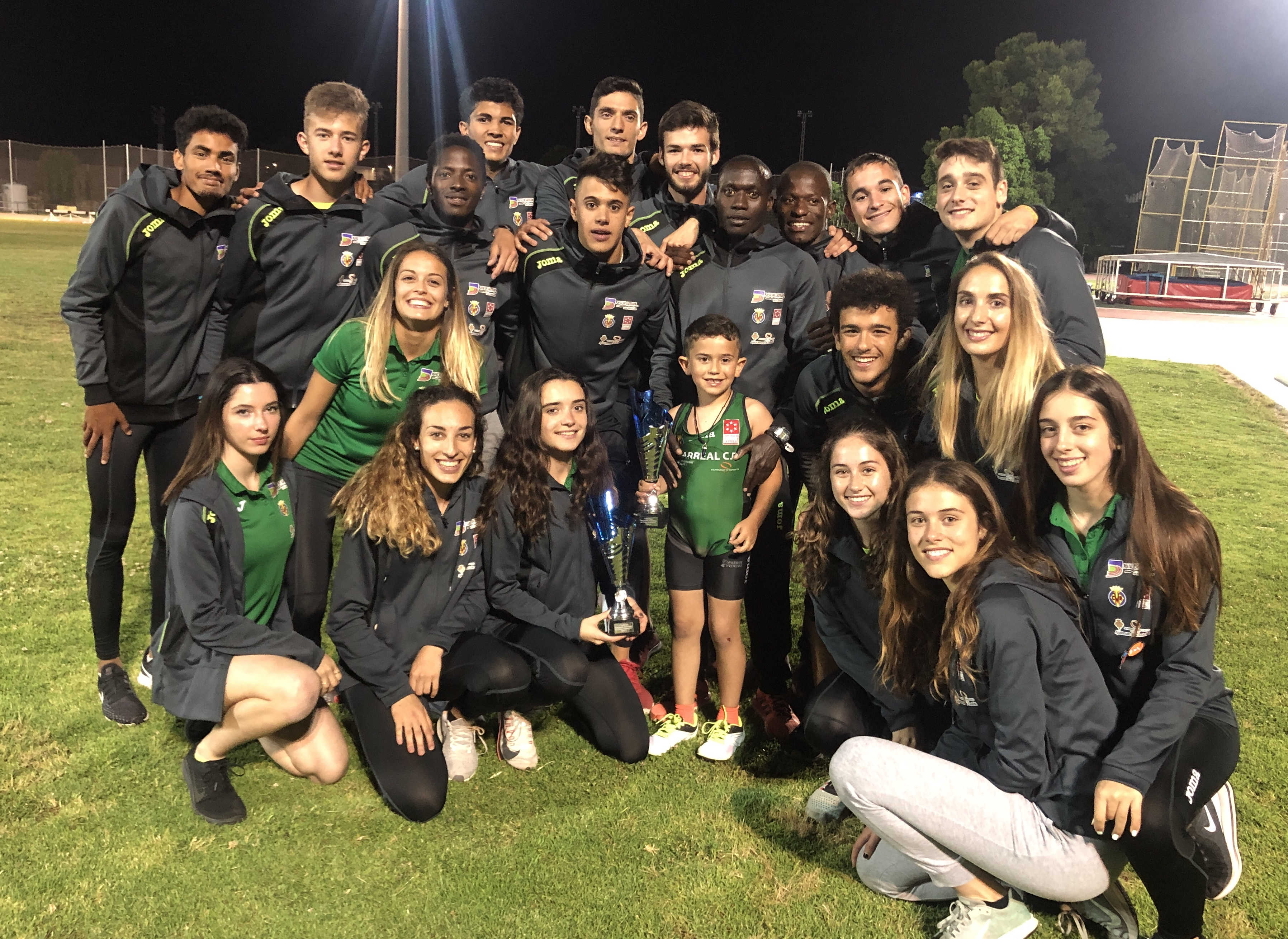 El Playas de Castellón repite como campeón autonómico de atletismo masculino y femenino